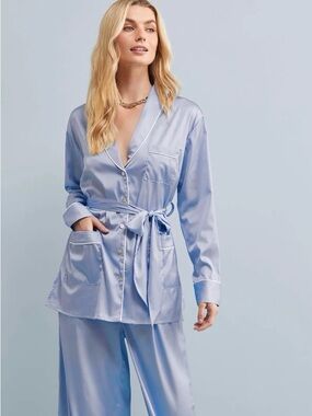 Homeboddi Halston Women's Light Blue Piped Button-Down Pajama Set